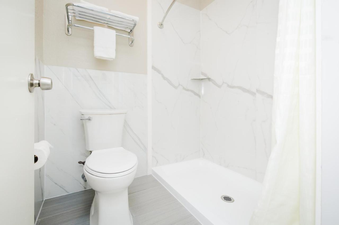 Winchester Inn And Suites Humble/Iah/North Houston Ngoại thất bức ảnh